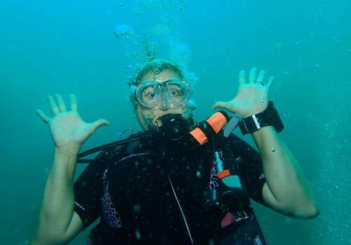 Excited diver! Photo by Bart DeLashmet